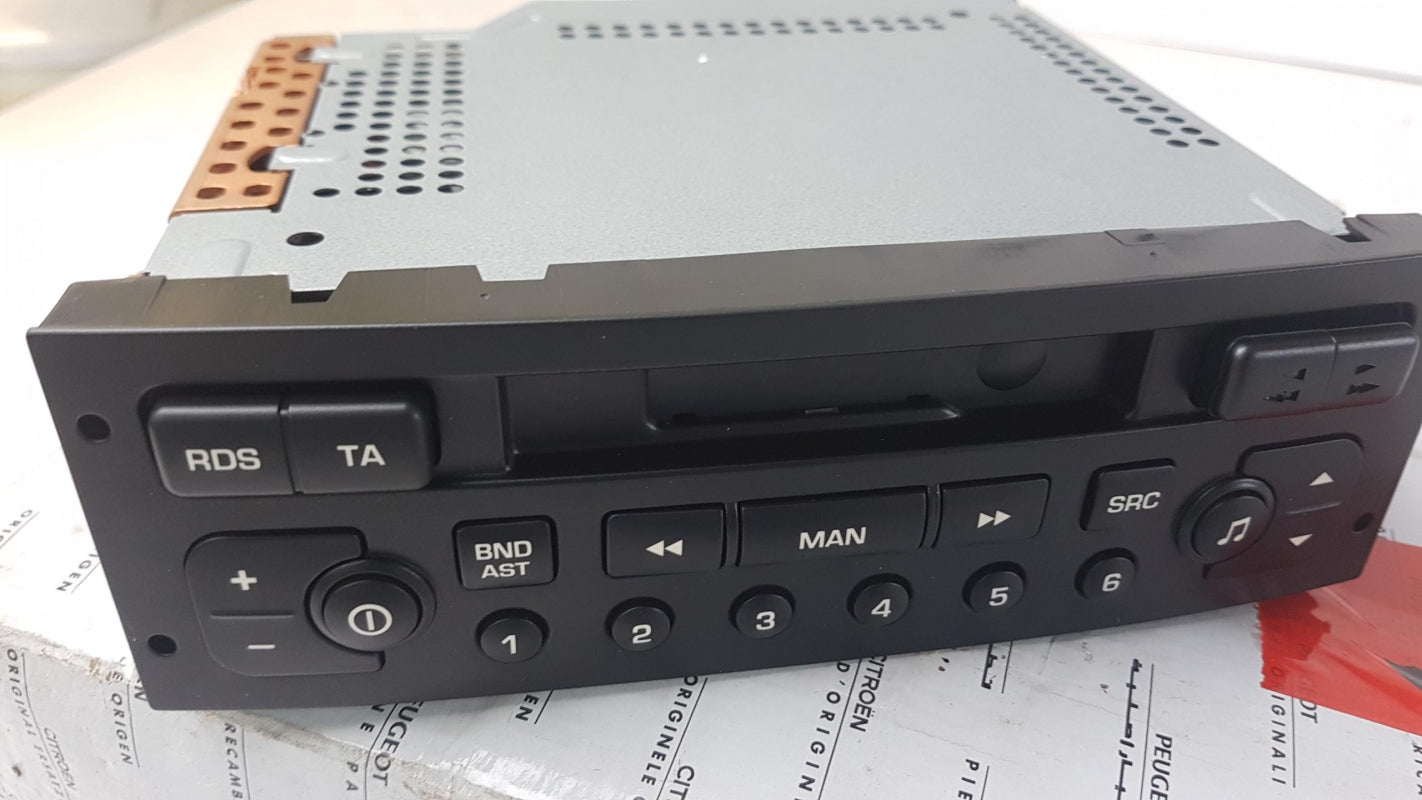 Original OE Peugeot Multimedia Haupteinheit 6564N6