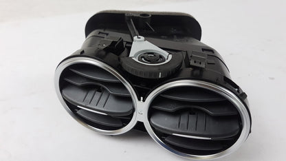 Original OE Volkswagen Luftdüse 5N0819704CCIU