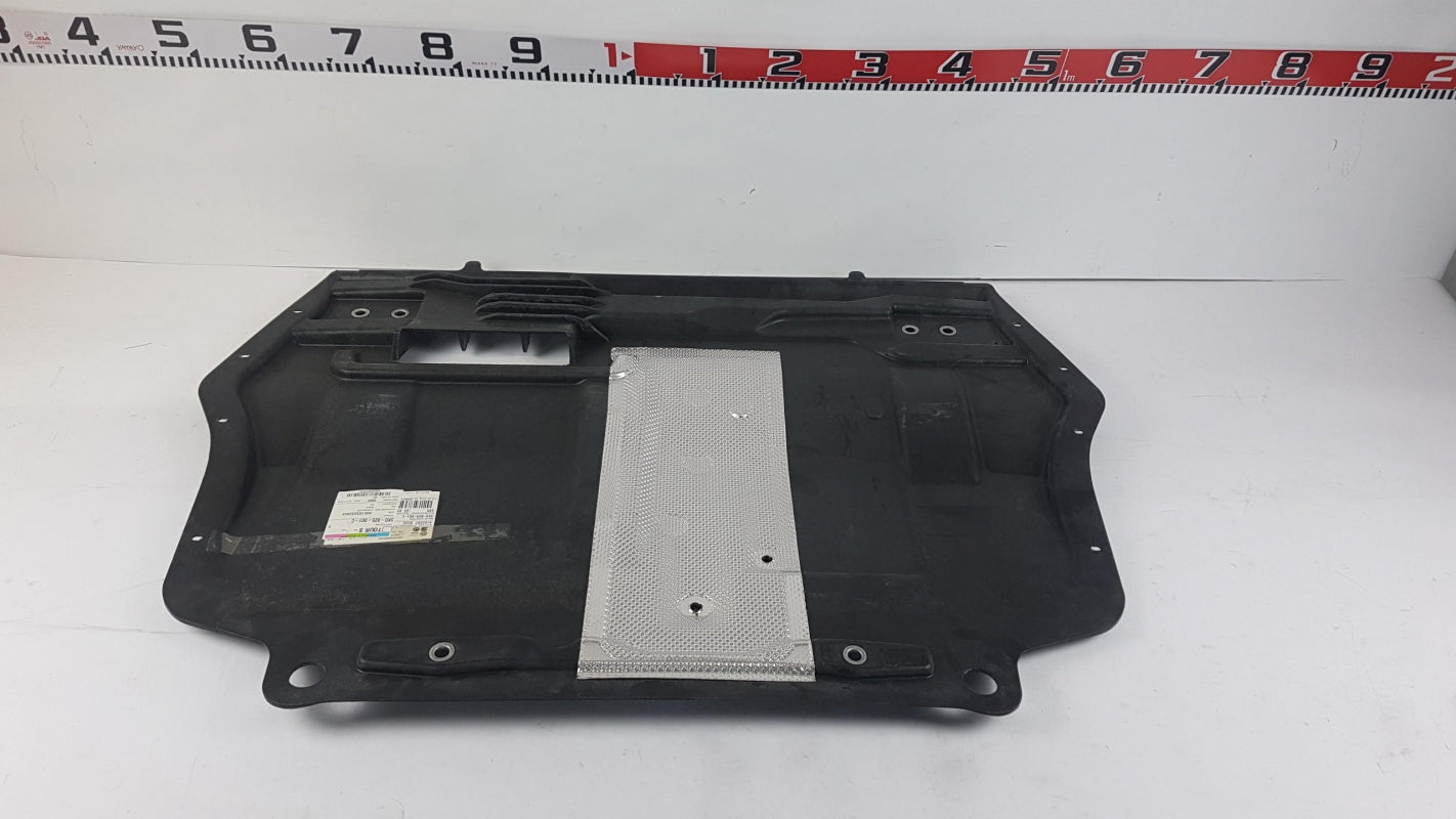 Original AUDI A3 II (8P) SEAT Altea 2011-2015 Unterfahrschutz 5K0825901C