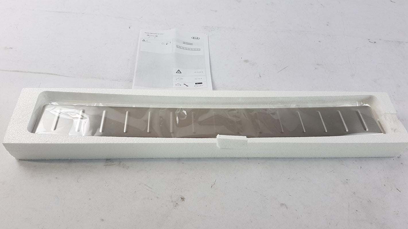 Original OE HYUNDAI/KIA loading sill protection H8274ADE60ST 