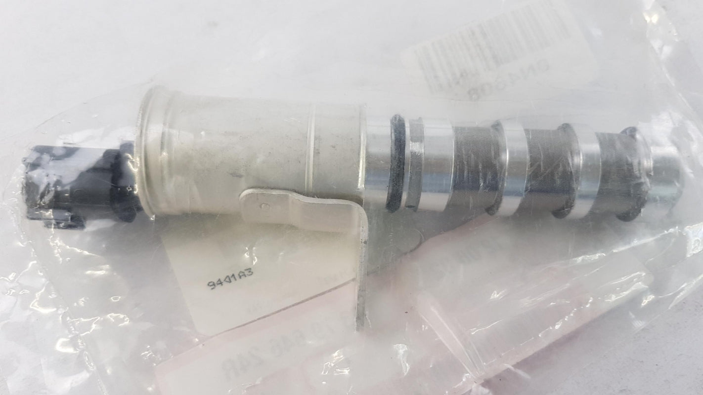 Original OE RENAULT Nockenwellenverstellung Steuerventil 237964624R