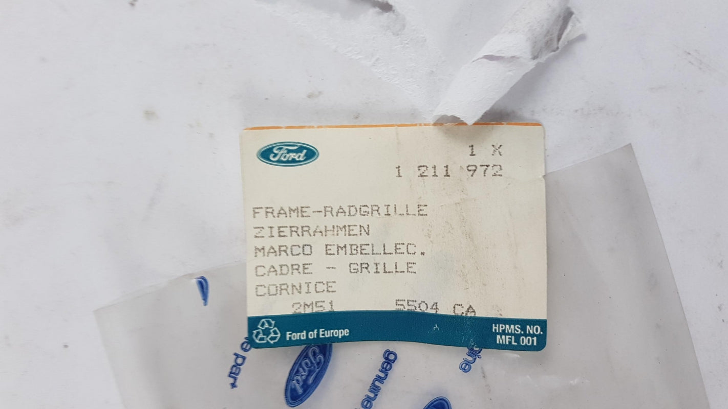 Original FORD Focus (CAK) '98-'05 Kühlergrill Rahmen grundiert 1211972