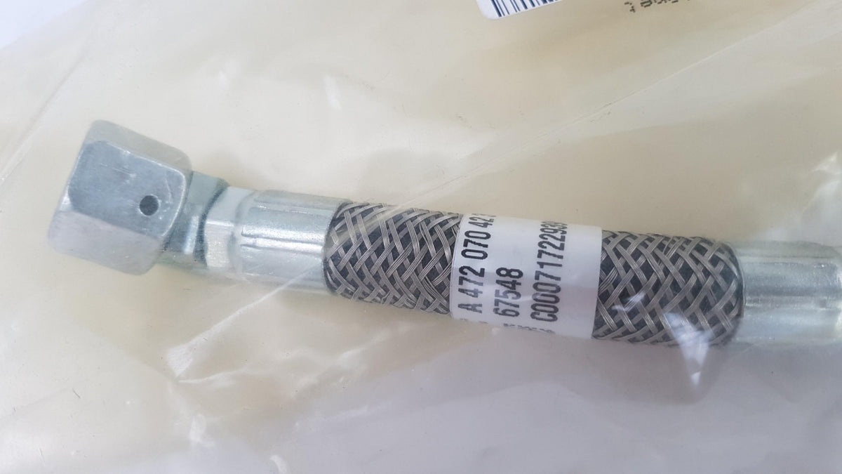 Original OE MERCEDES-BENZ Kraftstoffleitung A4720704232