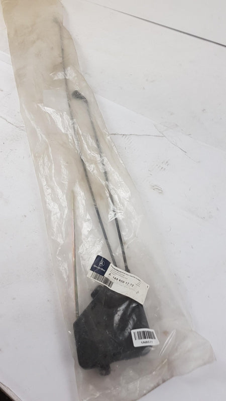 Original MERCEDES-BENZ ML W163 Sitzverriegelung hinten links A1639201772