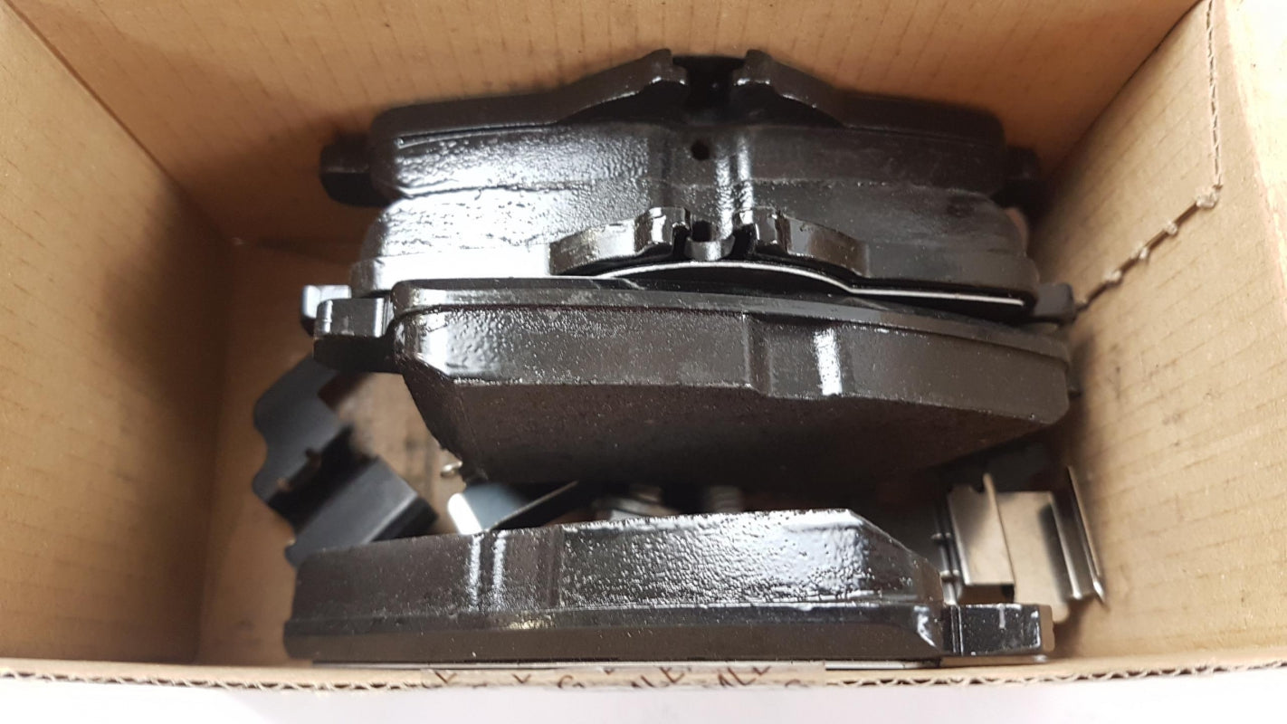 Original MERCEDES-BENZ W166 X166 C292 Bremsbeläge hinten A0074208620