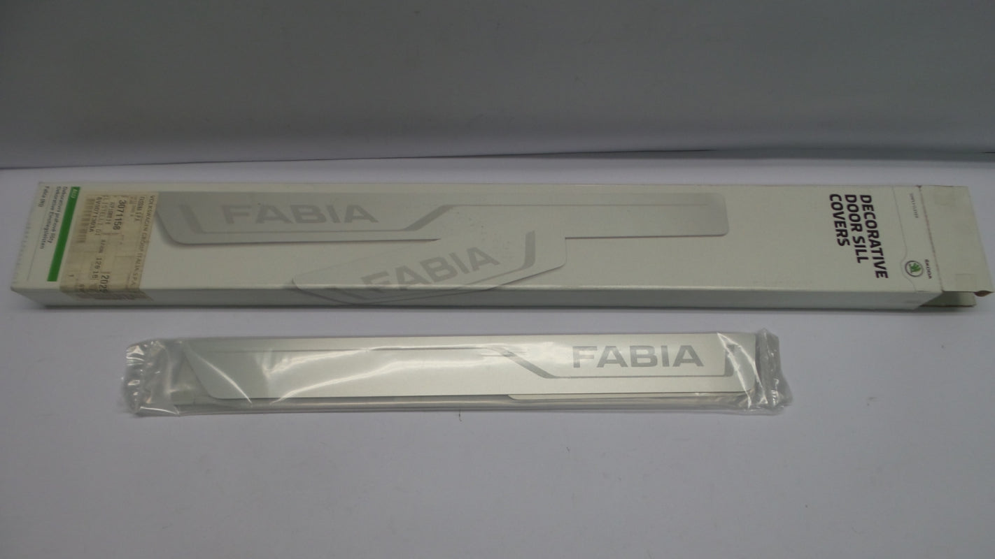 Original SKODA Fabia III '15- Einstiegsleistensatz 4-stück Aluminium 6V0071303A
