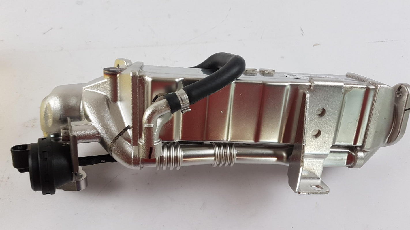 Original BMW 1-6 er X3 X5 AGR Kühler 11718476993