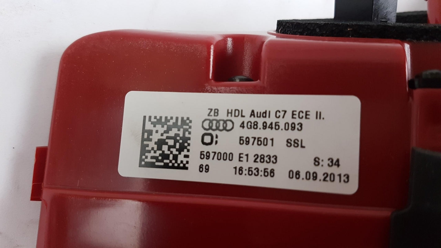 Original AUDI A7 LED Schlußleuchte Heckleuchte Rücklicht links 4G8945093