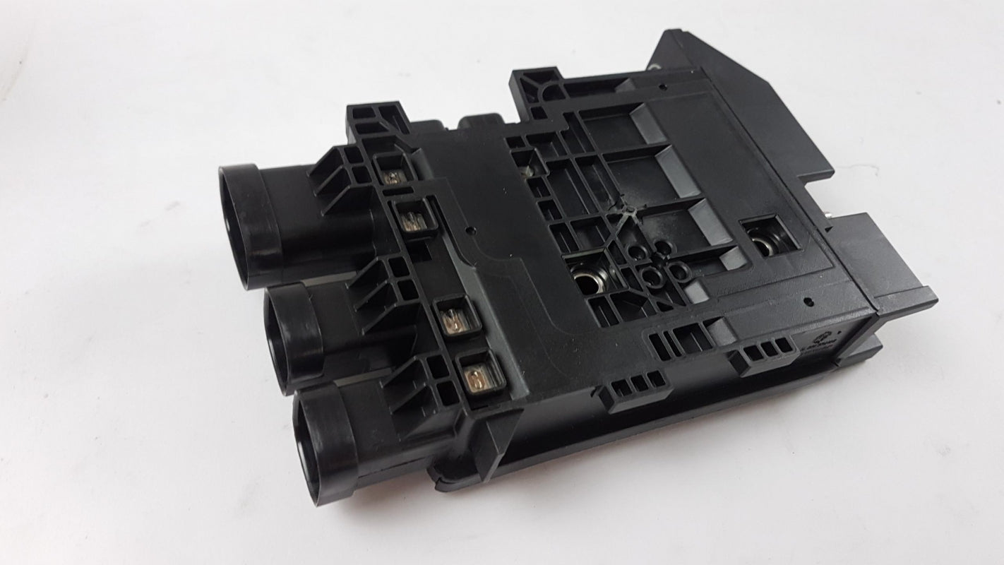 Original OE RENAULT Sicherungskasten 243501820R