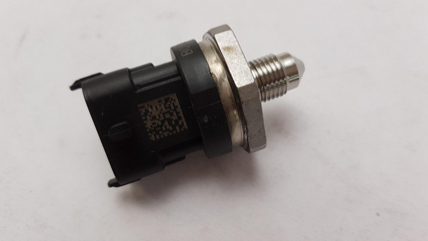 Original OE VOLVO Kraftstoffdruck Sensor 31339211