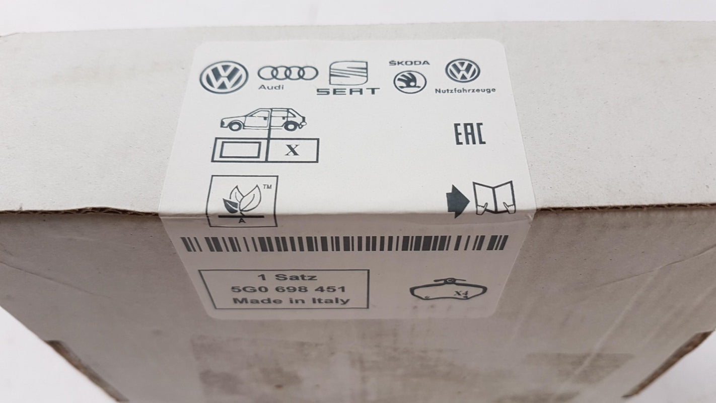 Original VW Golf 14-20 Passat 15- AUDI Q2 17- Bremsbeläge Satz Hinten 5G0698451