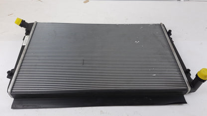 Original VOLKSWAGEN Golf Mk5 (1k) AUDI A3 (8P) Wasserkühler 1K0121251AK