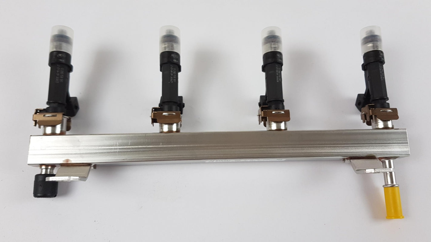 Original OPEL Adam Astra-J Corsa-E/F Verteilerrohr mit Einspritzdüsen 55572731