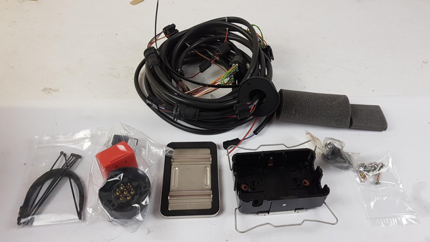 Original OE FORD Anhängerkupplung Elektrosatz 1221079