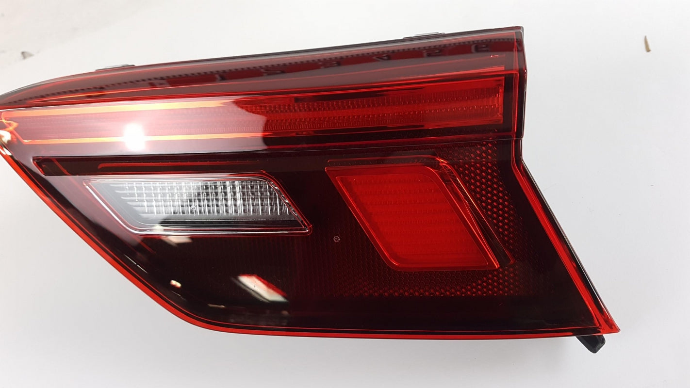 Original VW Tiguan II 2016- Rückleuchte Heckleuchte LED Innen Rechts 5NA945094F