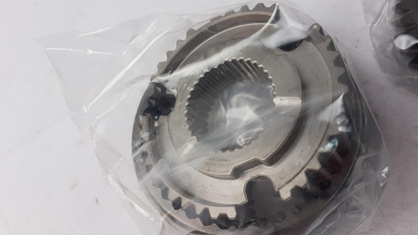 Original RENAULT Trafic 2 PF6 Zahnräder Synchronisierung 3.&4. Gang 326106387R