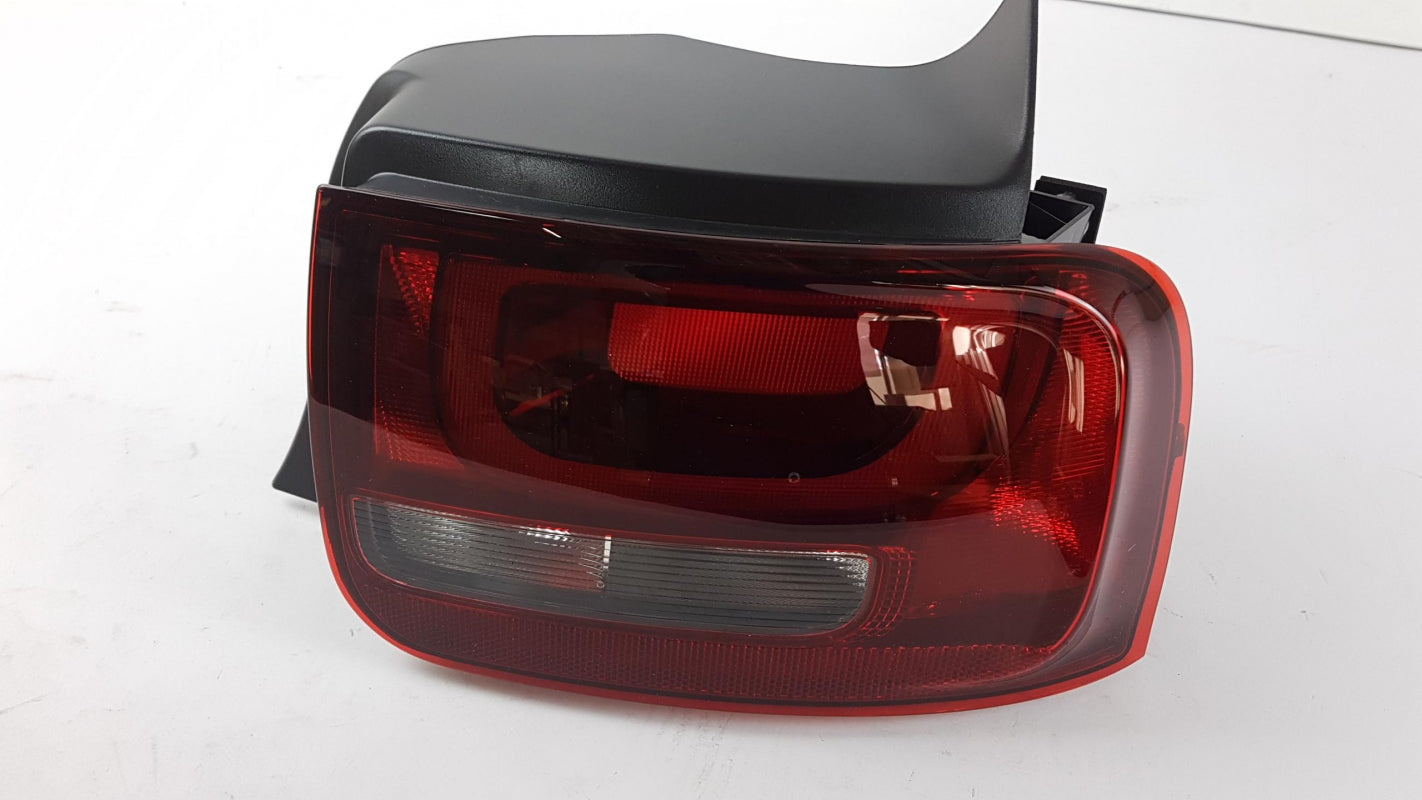 Original CITROEN C4 Cactus 2014  Heckleuchte Hinten Rechts 9800916080