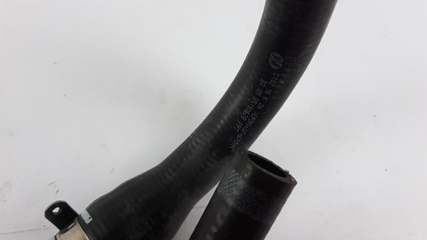 Original OPEL Astra-H Vectra-C Zafira-B Kühlerschlauch 55566009