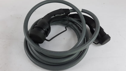 Original BMW 2er F45 3er F30 5er G30 Batterieladegerät  3 phasig 5M 61445A0B432