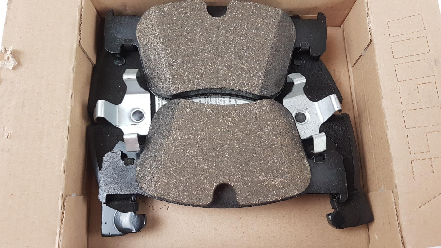 Original PEUGEOT 308 2013> CITROEN C4 Picasso 2013> Bremsbeläge Vorne 1647863680