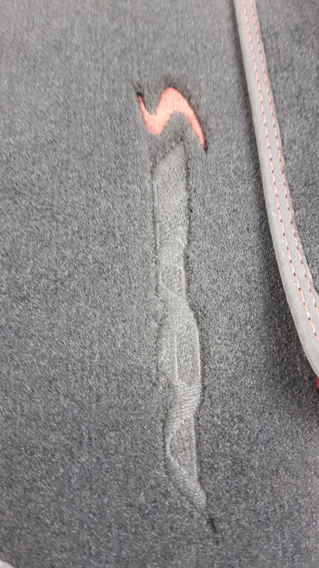 Original OPEL Adam 2013-2019 Fußmatten Velour 4-teilig Schwarz/Rot 13459712