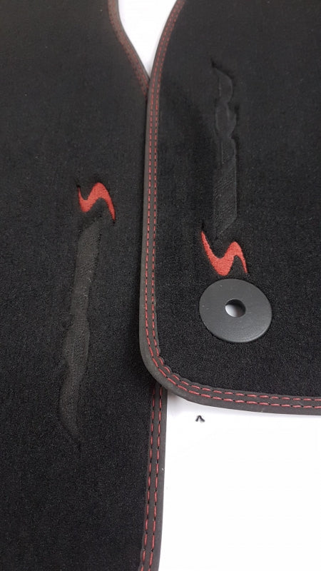 Original OPEL Adam 2013-2019 Fußmatten Velour 4-teilig Schwarz/Rot 13459712