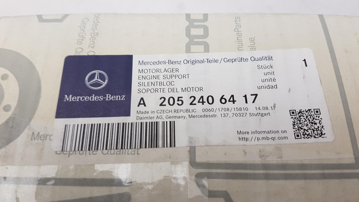 Original OE MERCEDES-BENZ Motorlager A2052406417