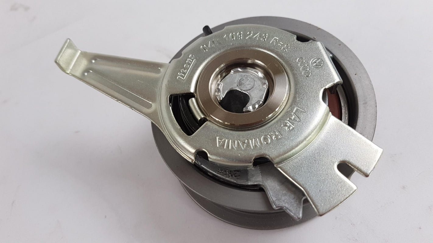 Original OE Volkswagen Riemenspanner 04L109243S