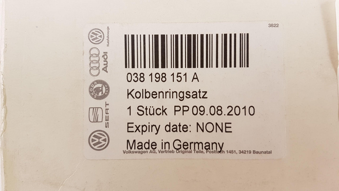 Original OE Volkswagen Kolbenringsatz 038198151A