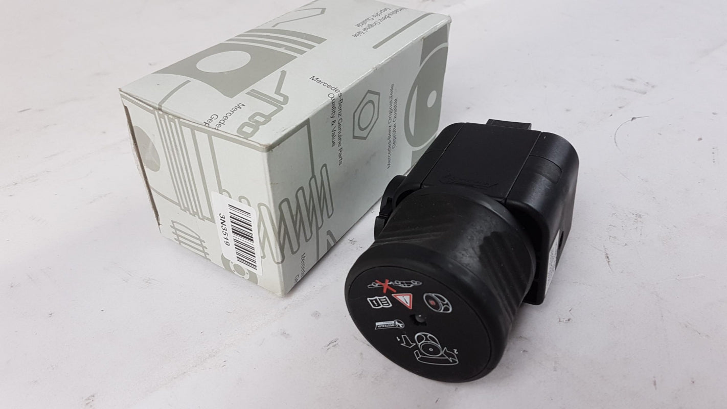Original OE MERCEDES-BENZ Knopf A2465400083