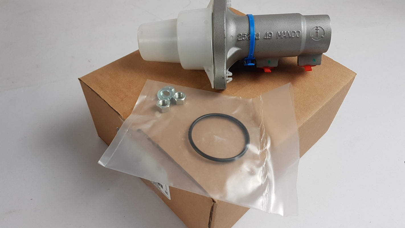 Original OPEL Antara CHEVROLET Captiva (C140) Hauptbremszylinder 93745974