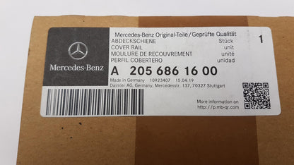 Original MERCEDES-BENZ GLC 253 EQC 293 Einstiegsleiste Vorne Silber A2056861600