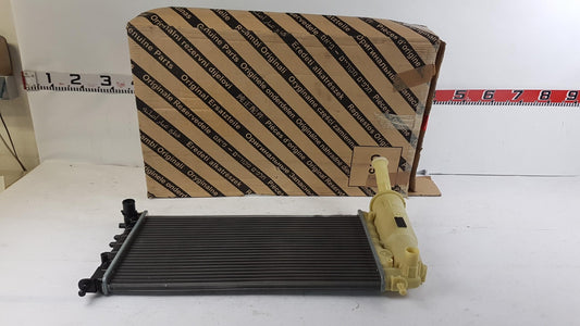 Original FIAT Punto '03-'10 Motor Wasserkühler Kühlmittelkühler 51724188