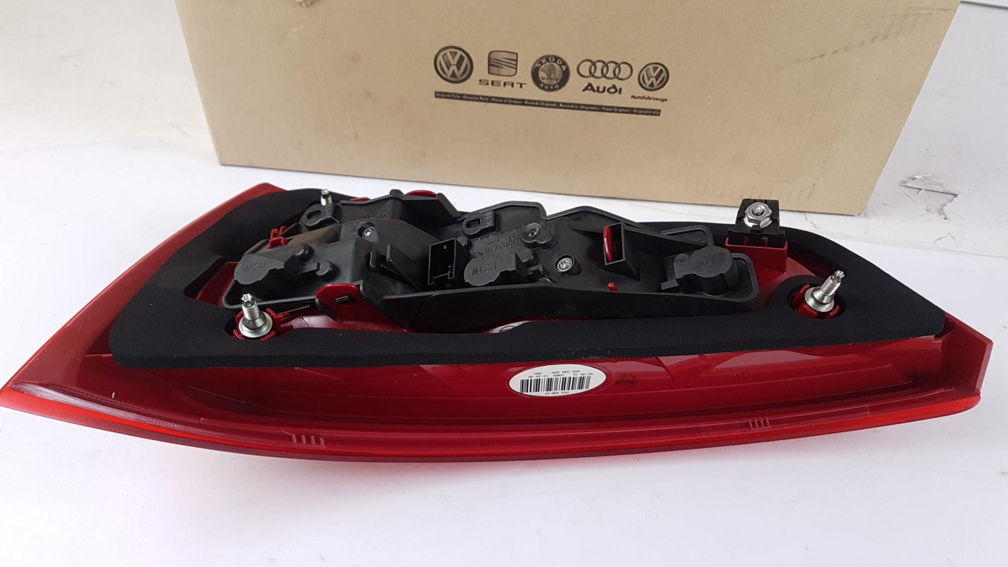 Original AUDI A1 ('11-'14) Heckleuchte Schlussleuchte links 8X0945093