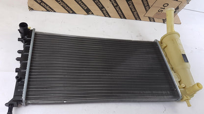 Original FIAT Punto '03-'10 Motor Wasserkühler Kühlmittelkühler 51724188