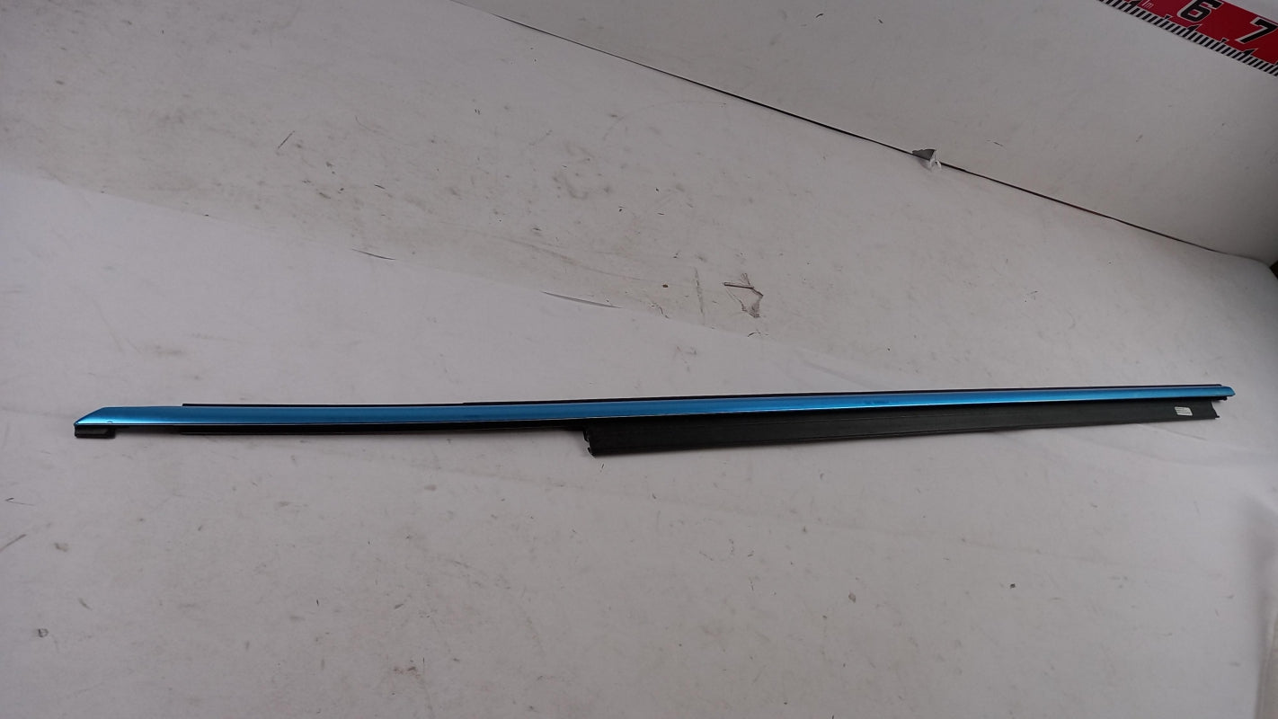 Original AUDI A5 Coupe 8T Fensterschachtabdichtung chrom links 8T0853283H2ZZ