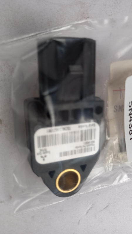 Original OE MITSUBISHI Airbagsensor 8651A001