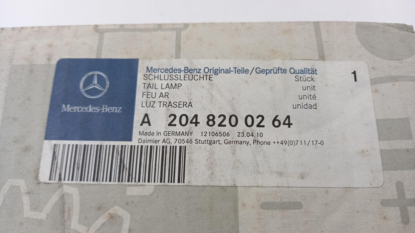 Original MERCEDES-BENZ C-Klasse W204 Rückleuchte Heckleuchte Rechts A2048200264