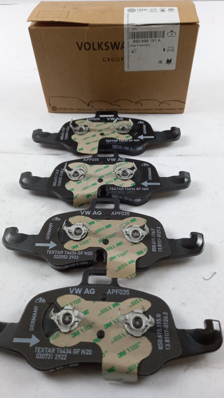 Original AUDI TT 2015-2021 Bremsbeläge Satz Vorne 8S0698151A