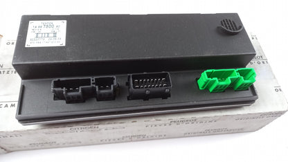 Original PEUGEOT 807 CITROËN C8 Steuergerät 9138C4