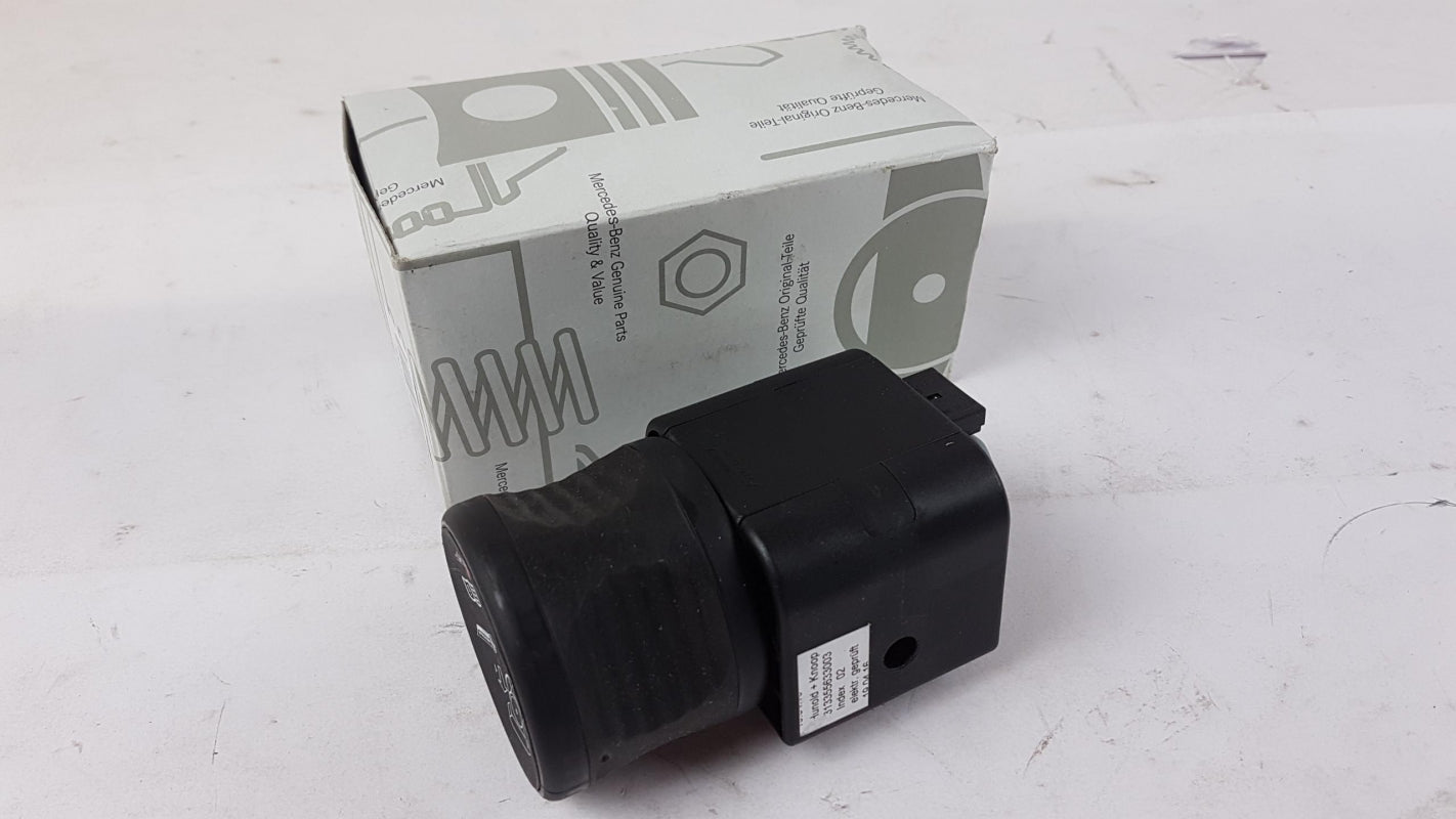 Original OE MERCEDES-BENZ Knopf A2465400083