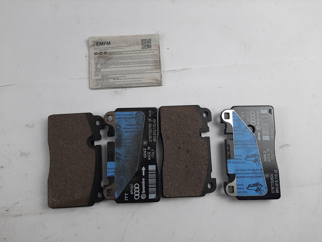 Original OE Volkswagen Bremsbeläge 8R0698151AH