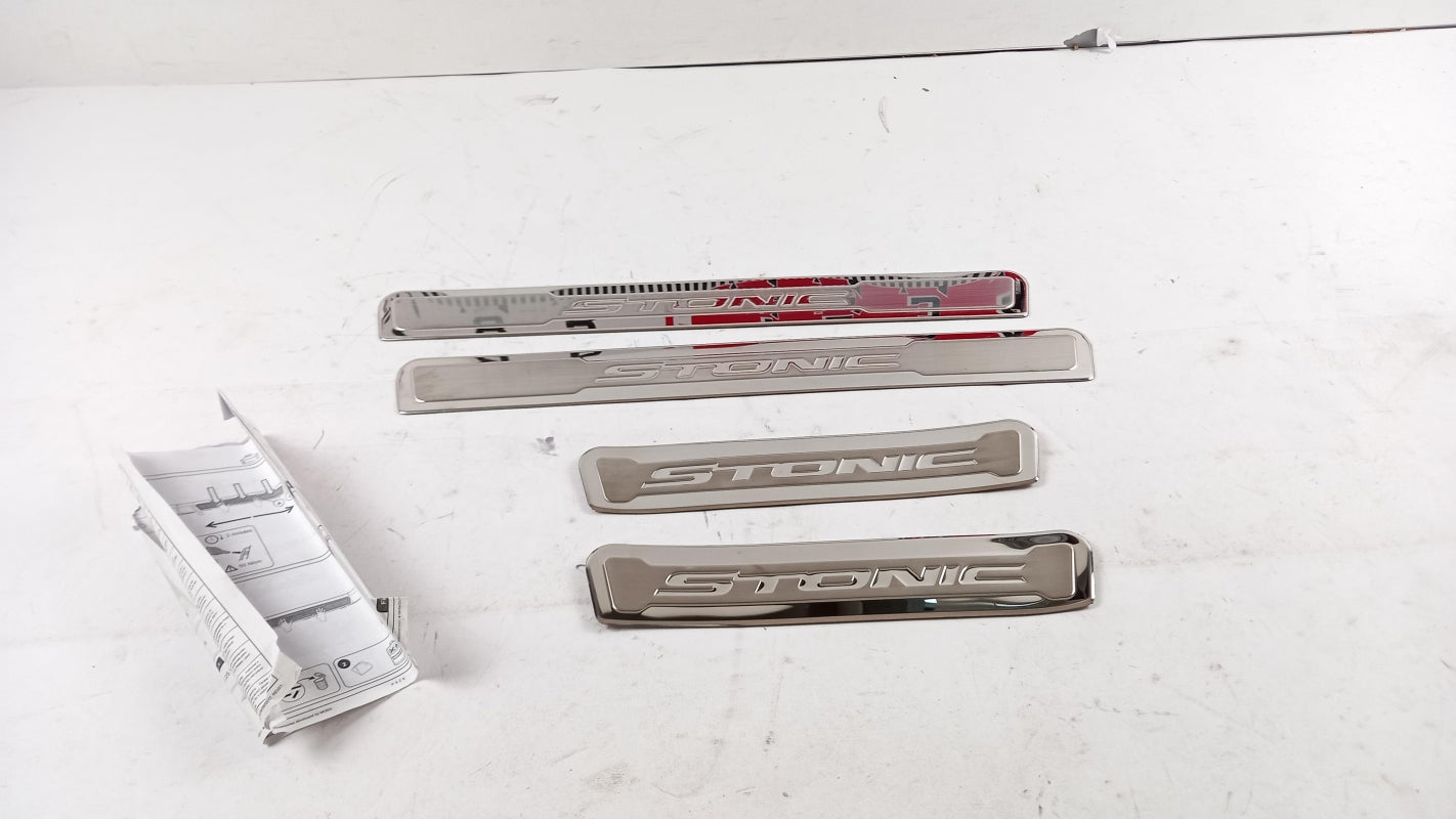 Original KIA Stonic 2017- Einstiegsleisten Satz H8450ADE50ST