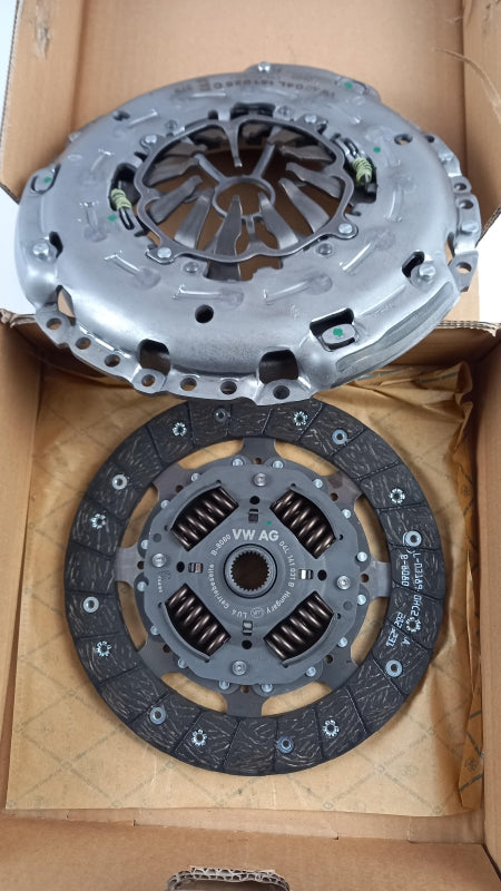 Original OE Volkswagen Kupplungssatz 04L141015D