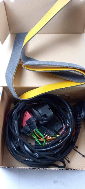 Original FORD Transit Connect I E-Satz Kabelsatz Anhängerkupplung 7plg 1718768