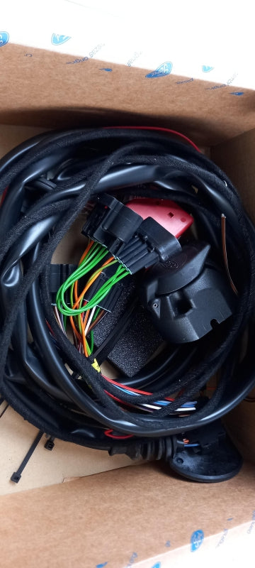 Original FORD Transit Connect I E-Satz Kabelsatz Anhängerkupplung 7plg 1718768