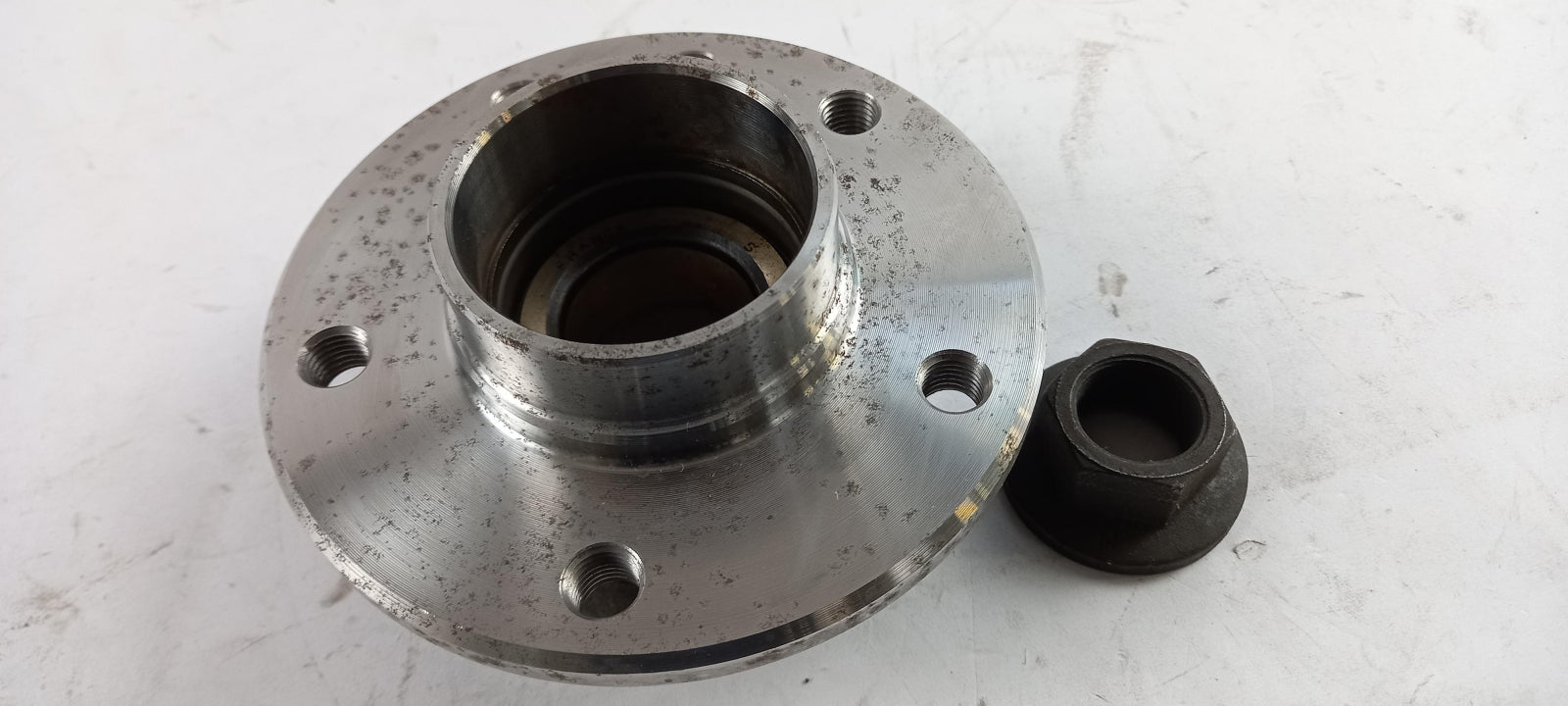 Original OE OPEL Radnabe 90486467