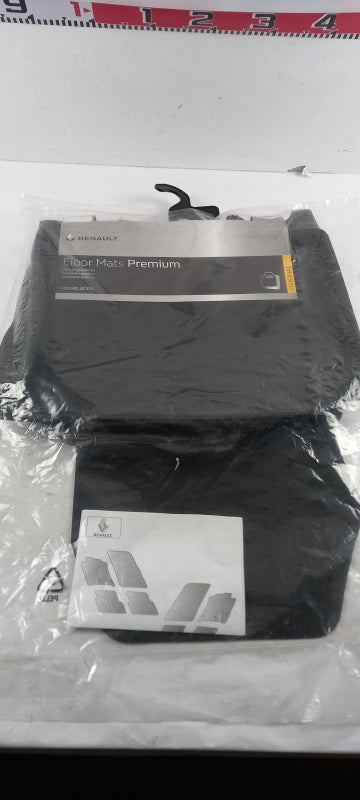 Original OE RENAULT Fußmattensatz 8201725644
