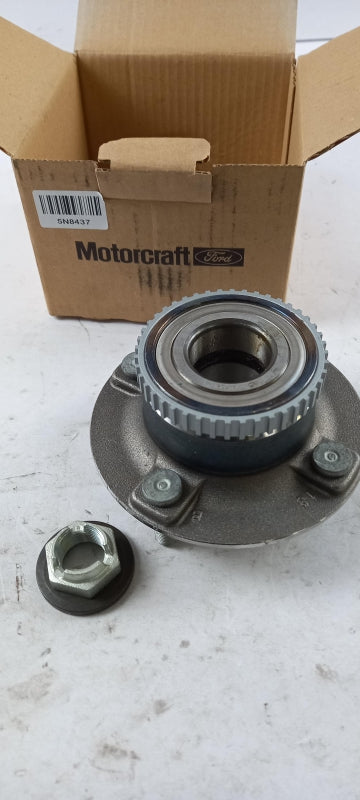 Original FORD Fiesta 94-06 Mondeo 92-00 Radnabe mit Lager Hinten 5027622