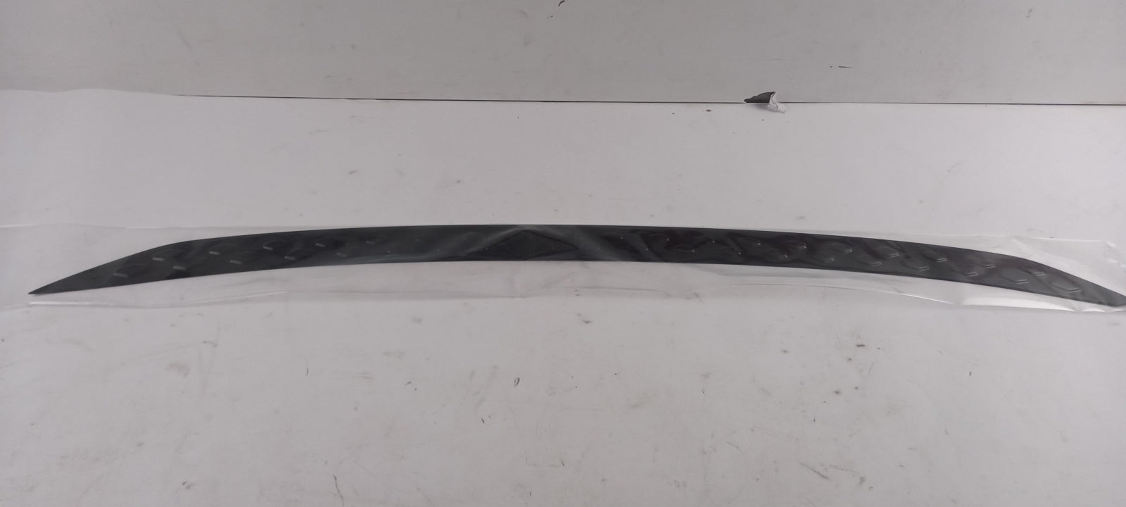 Original OE Volkswagen Heckklappe Zierleiste 10A061195A